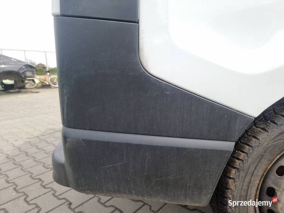 NAROŻNIK PRAWY TYŁ RENAULT TRAFIC III LAMPA Lipno