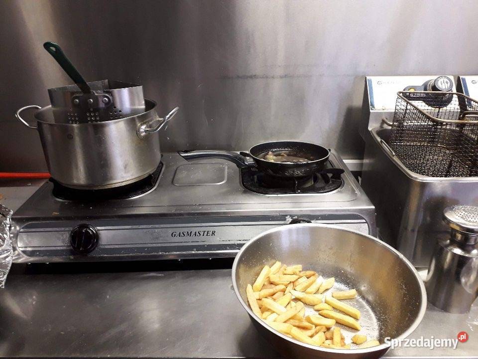 Przyczepa gastronomiczna z wyposażeniem sprzedam