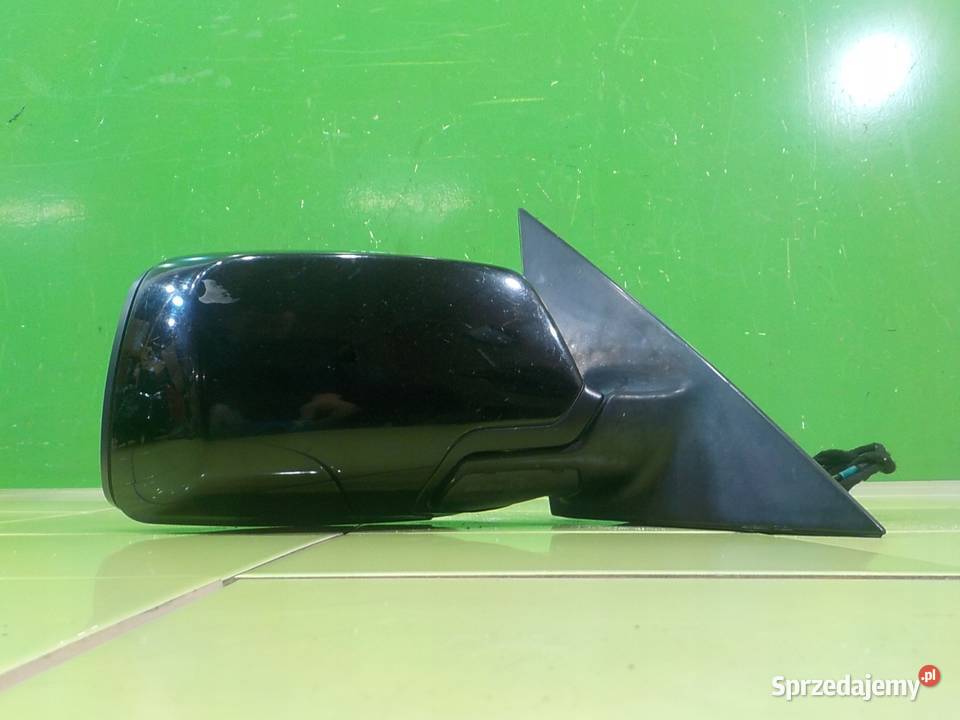 BMW X3 E83 LIFT 20 D 07r 5D lusterko prawe Suków