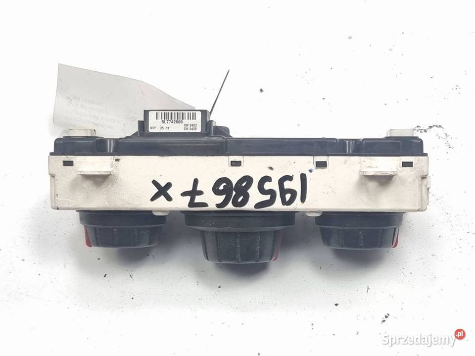 PANEL KLIMATYZACJI OPEL MOVANO III 275107490R Lipno