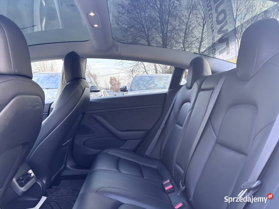 Tesla Model 3 2020 Warszawa