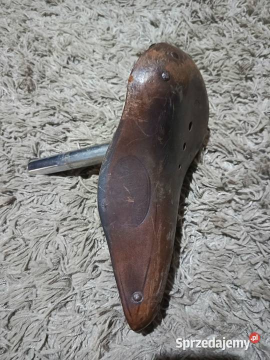 Siodełko skórzane favorit 93czasy PRL Kutno