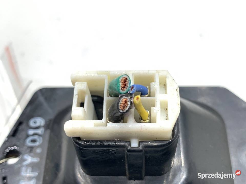 OPORNIK DMUCHAWY POWIETRZA HONDA CRV V REZYSTOR