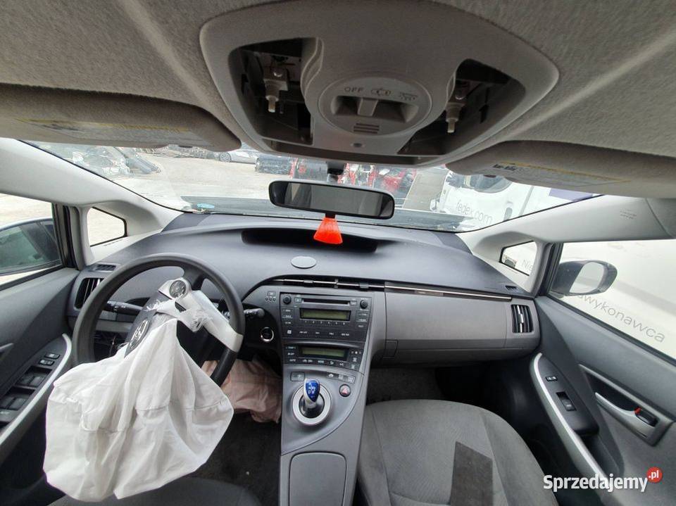 DESKA KOKPIT TOYOTA PRIUS III Lipno sprzedam