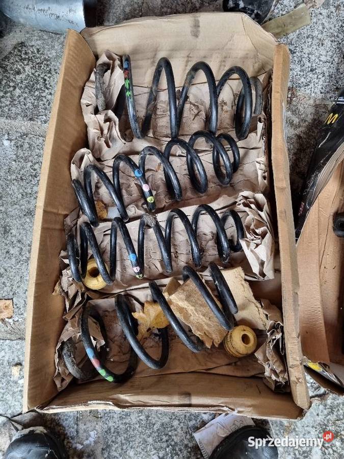 Audi A6 C5 Lampa Blenda Tył Avant Lampy Przód osobowe sprzedam