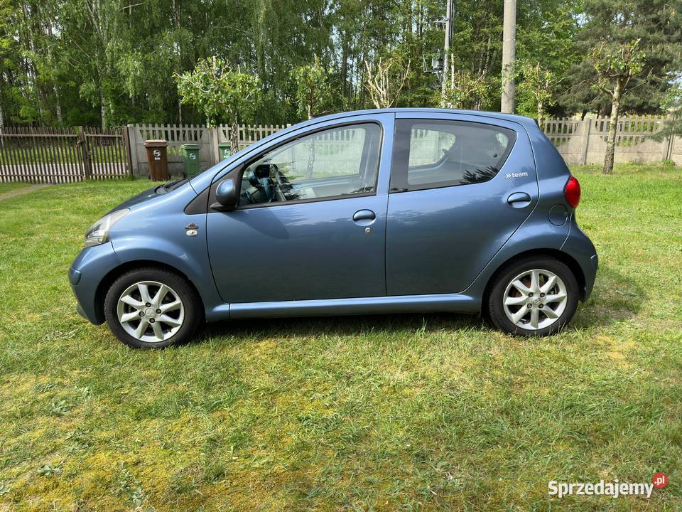 Toyota Aygo 10 Ben 5 drzwiowa klimatyzacja Ładna