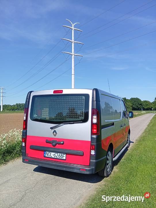 Renault Trafic 2015r bezwypadkowy oryginał z Dobre Miasto