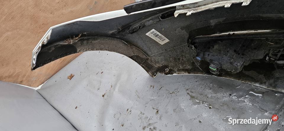 BMW 1 E81 E87 FL ZDERZAK PRZEDNI HALOGENY osobowe Pozostałe Radom