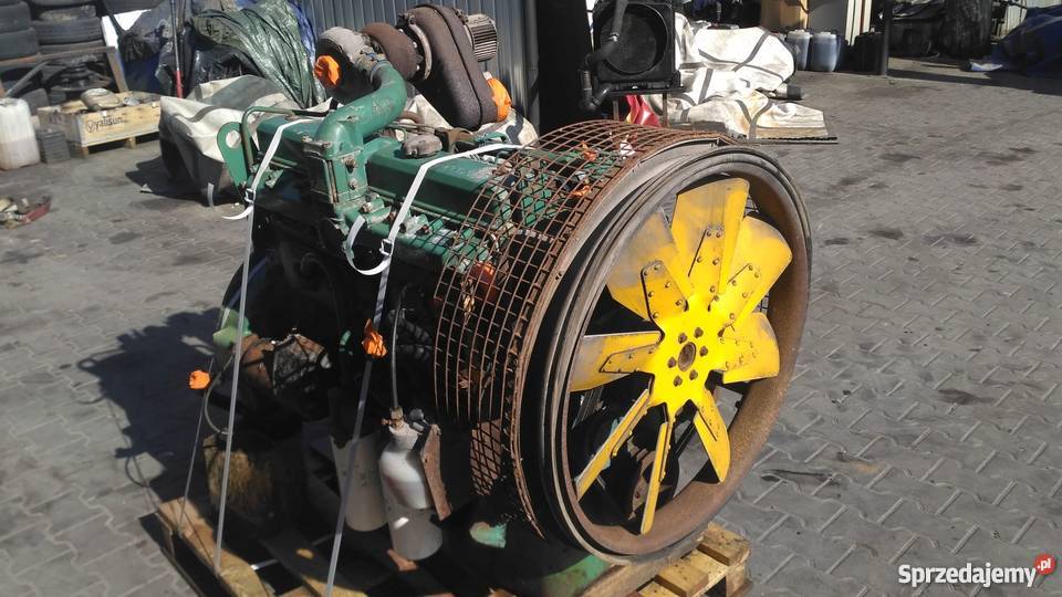 SILNIK VOLVO 6CYLINDROWY TURBO D71 TD71C2871499 Kielce