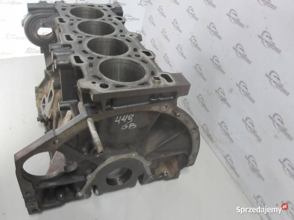 TRAFIC VIVARO 20 DCI M9R786 115 12R BLOK SILNIKA osobowe