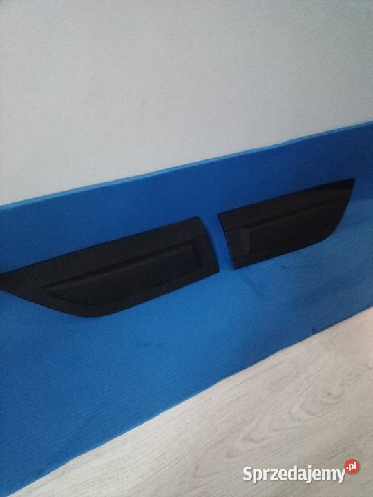 Suzuki Vitara 3 listwy boczne drzwi tył Sosnowiec