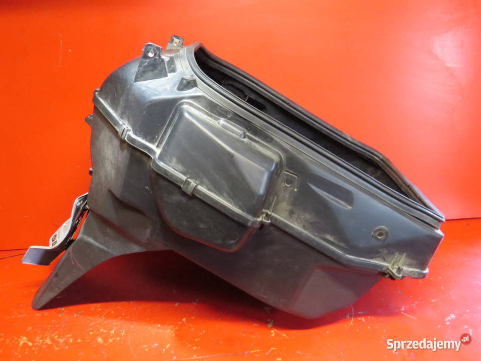 SUZUKI BURGMAN 400 250 07 k7 SCHOWEK POD Bagażniki, stelaże i oparcia mazowieckie Warszawa