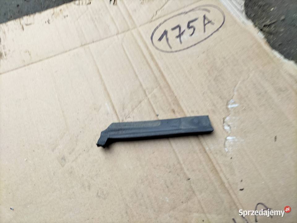 AUDI 80 B4 80b4 USZCZELKA BŁOTNIKA PRZÓD Kamień-Kolonia
