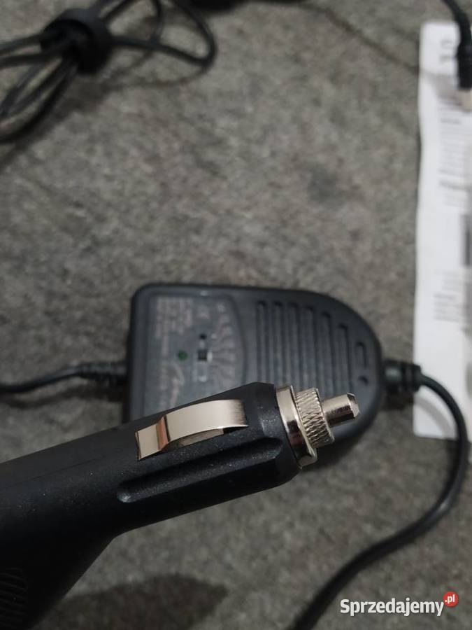 Samochodowy zasilacz uniwersalny do laptopów Pozostałe Wrocław