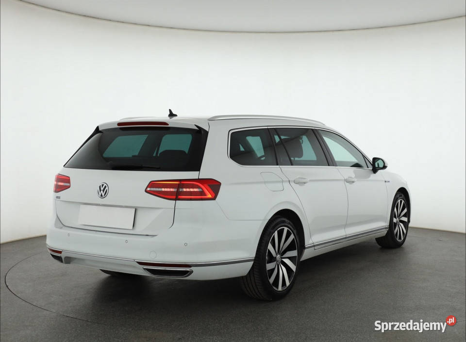 VW Passat 14 GTE Kombi Piaseczno sprzedam