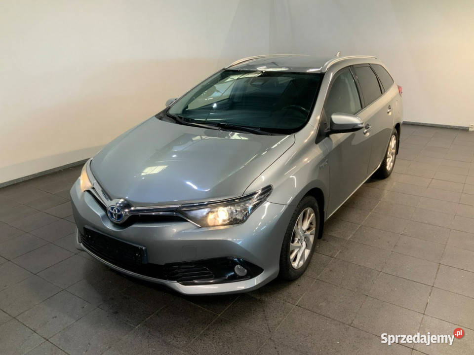 Toyota Auris II 2012 4/5 Sadlno