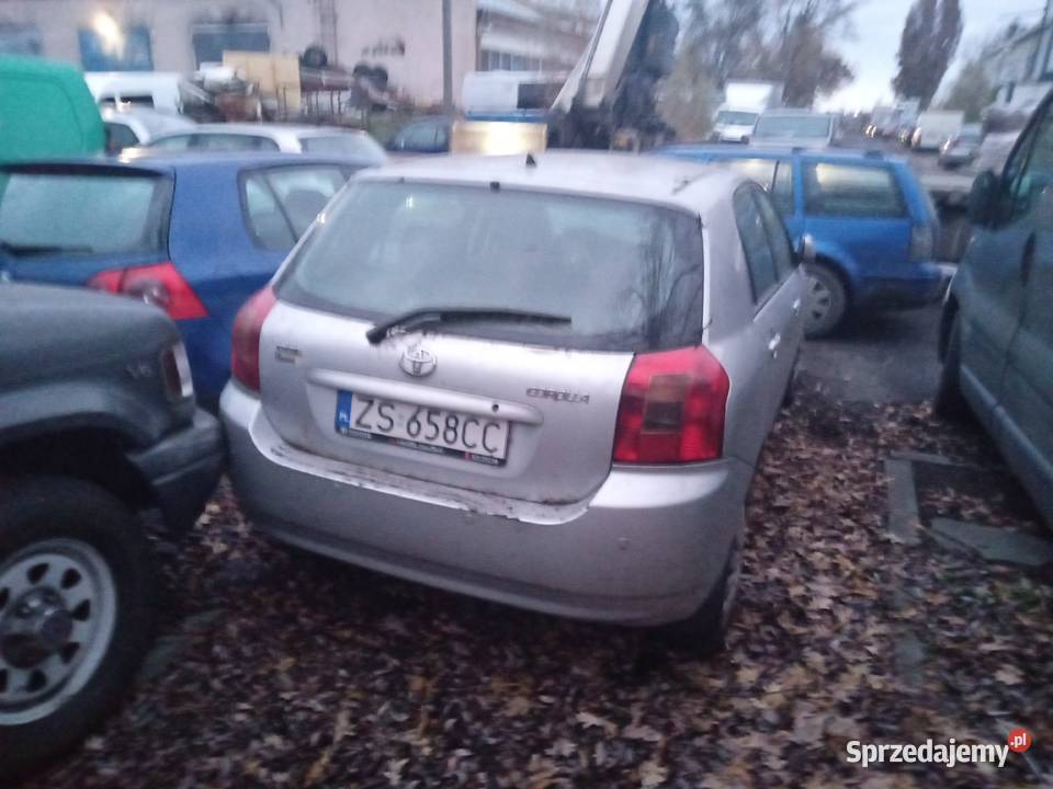 Toyota Corolla 14 Benzyna Rok produkcji 2003 Szczecin