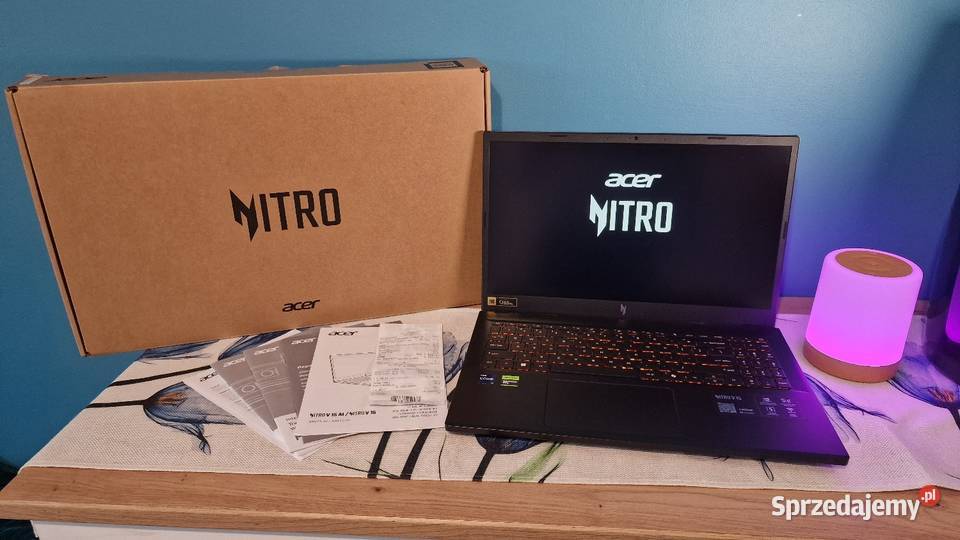 Laptop gamingowy Acer Nitro V i9 13900H 16GB 500 Kietlów sprzedam