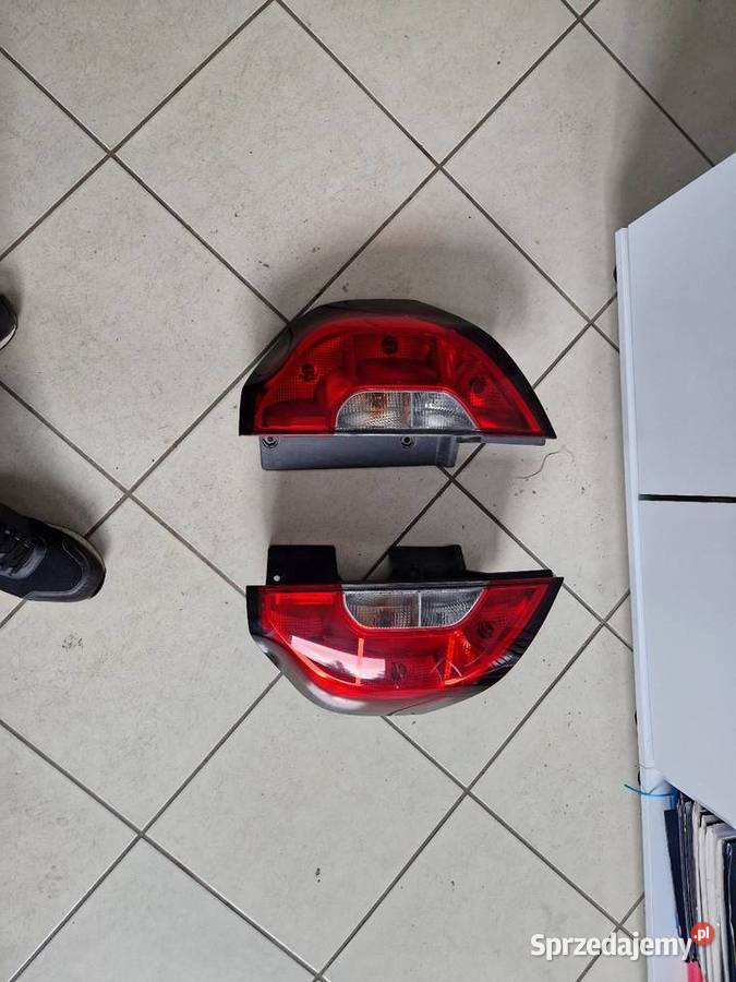 Lampa lewa tył tylna Mercedes Citan Renault dostawcze Złocieniec sprzedam