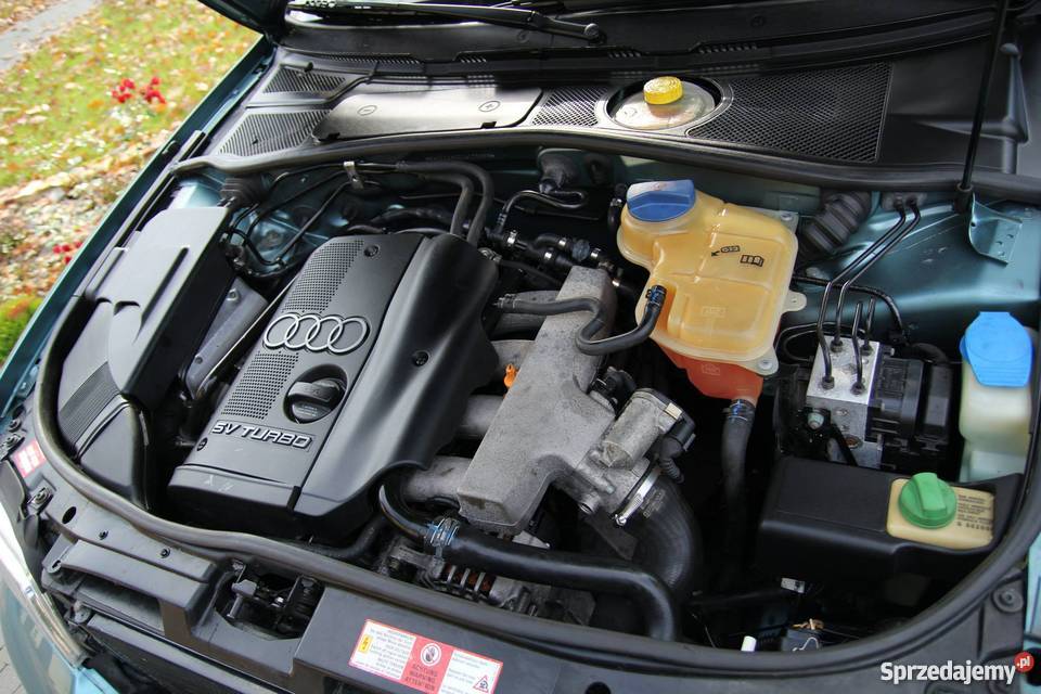 Audi A4 B5 18T radio / CD sprzedam