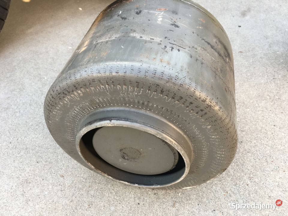 Kielich Podstawa Poduszki Volvo FL7 FL10 F10 F12 ciężarowe sprzedam