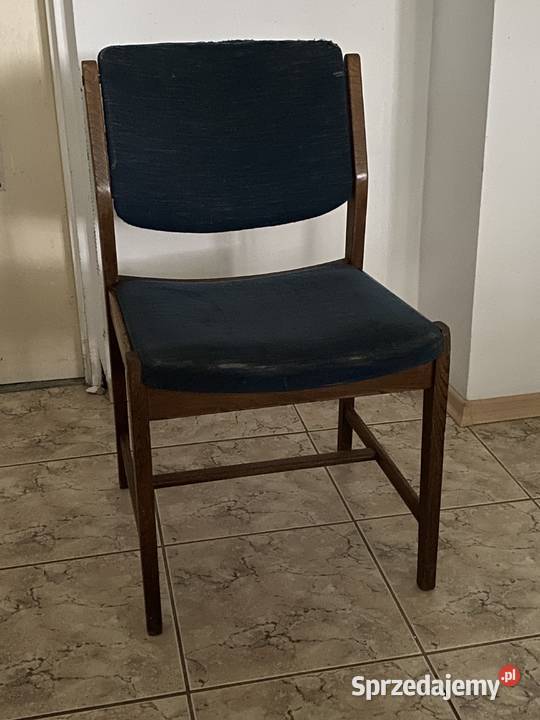 Krzeslo z lat 6070 ze Swarzedza Lublin