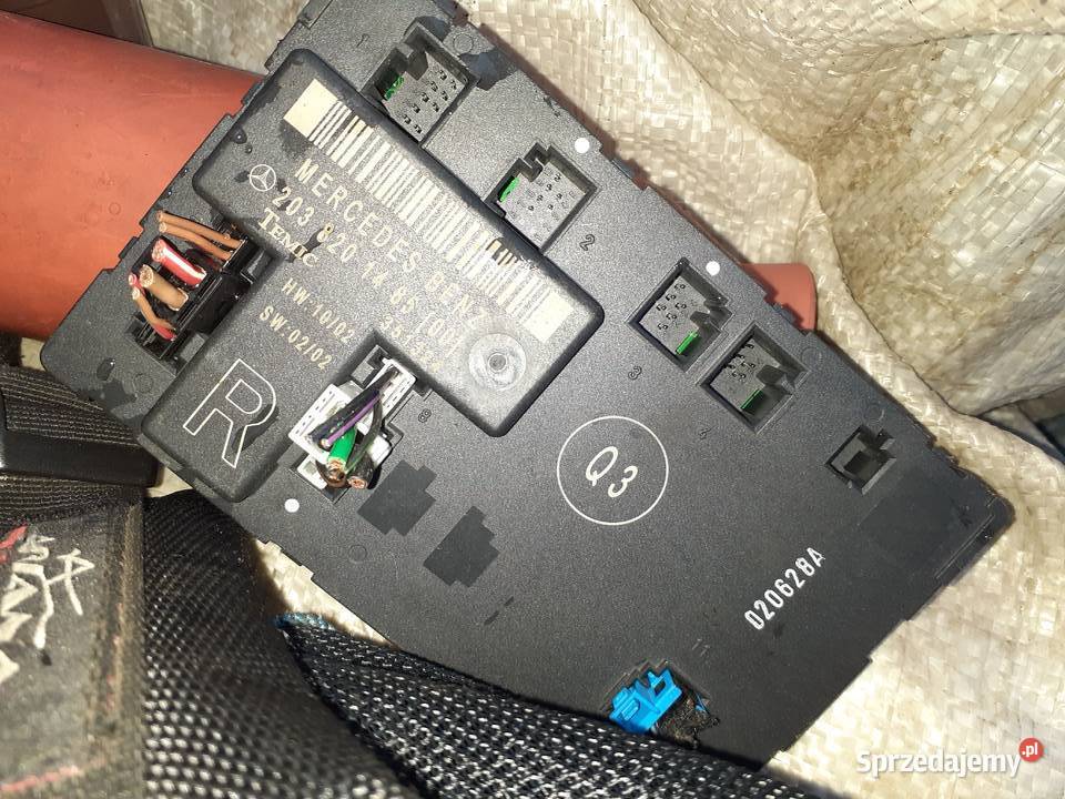 Mechanizm szyby uszczelka listwa prawa pW203