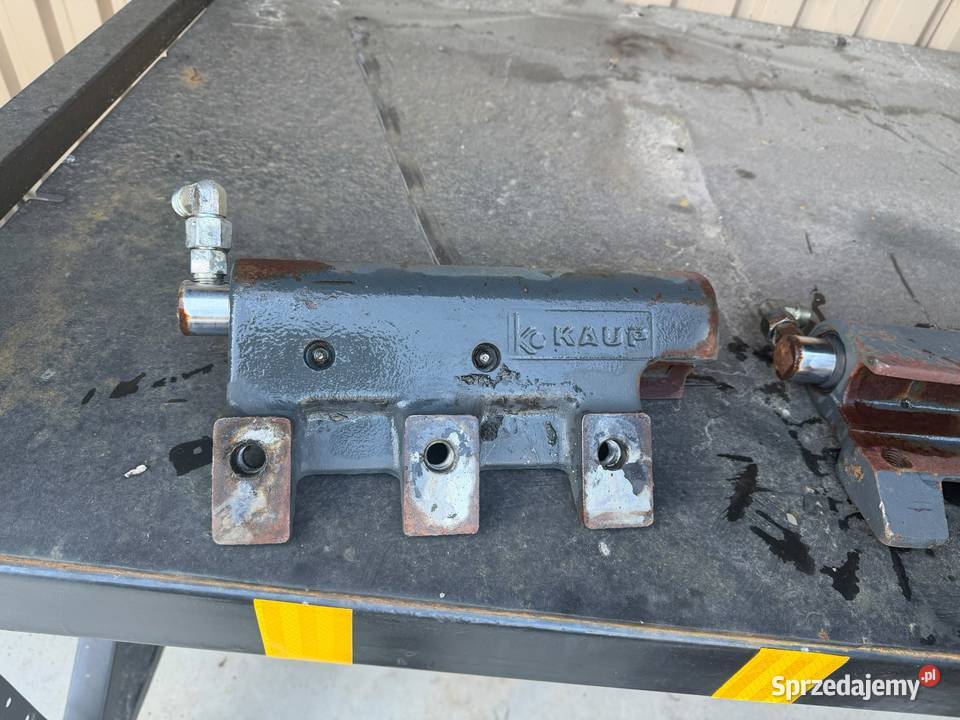 Kaup siłownik hydrauliczny lewy i prawy Pozostałe śląskie Antonie