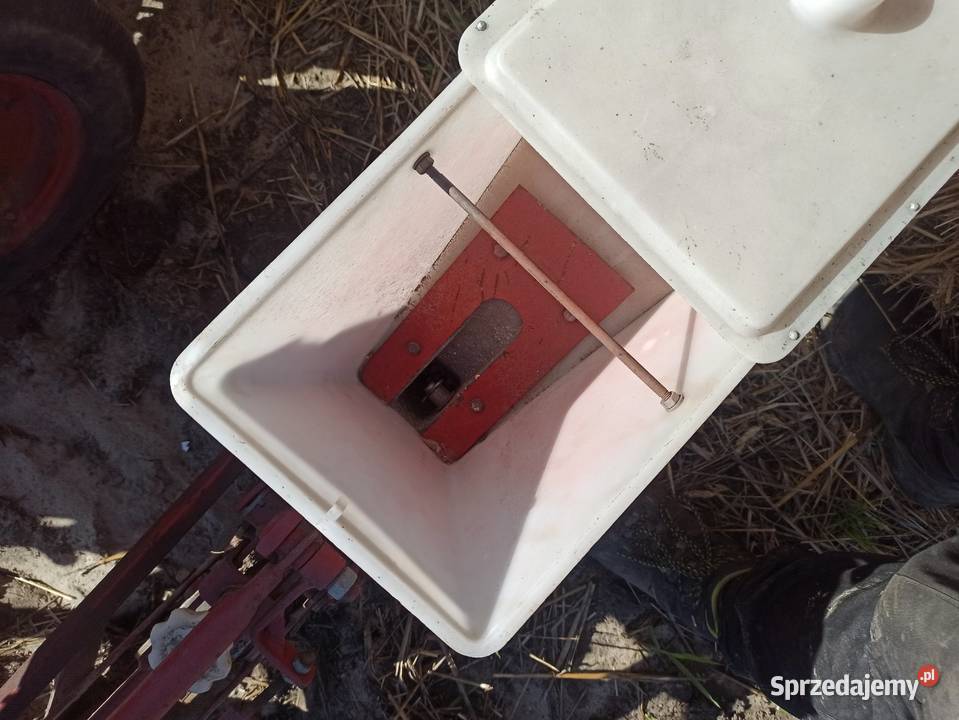 Siewnik do warzyw buraków kukurydzy sprzedam