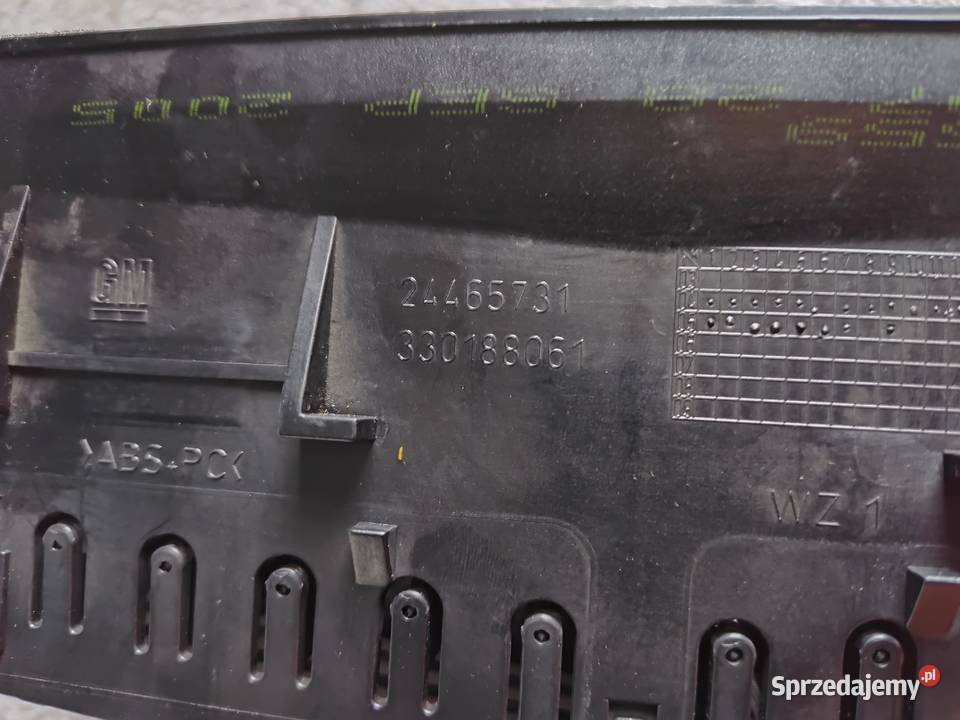 Kratka nawiewu środkowa Opel Astra H 24465731 Mysłowice