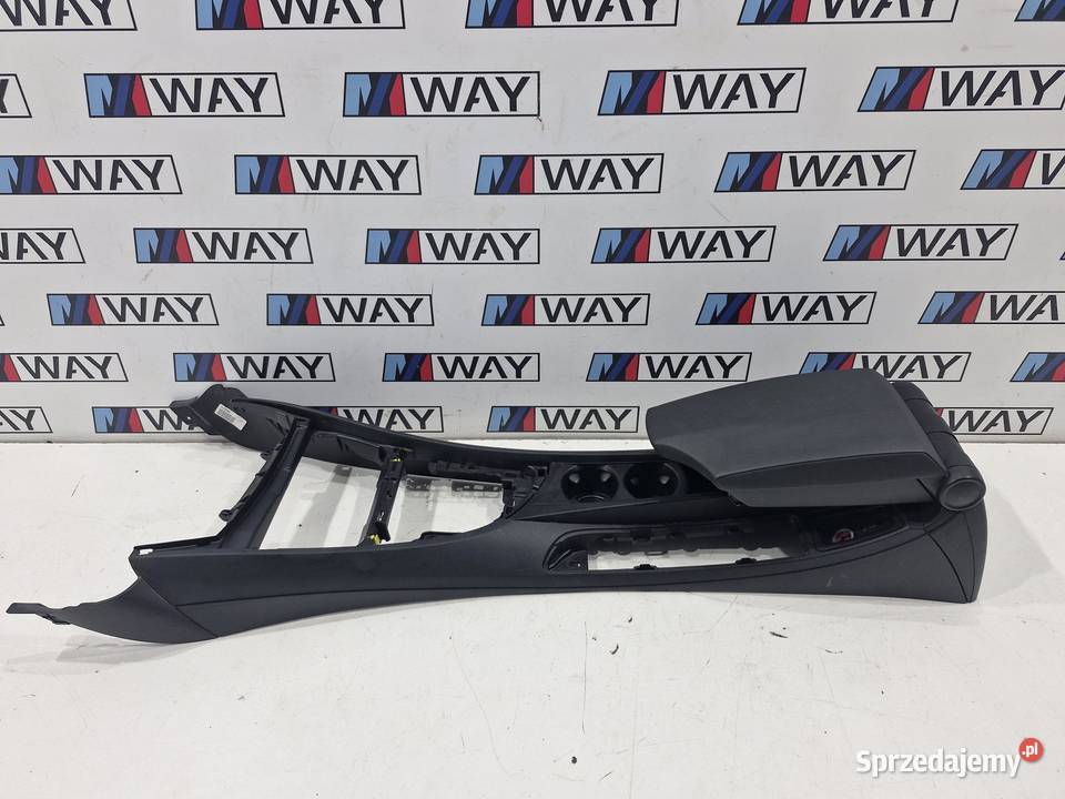 BMW E81 E87 LCI TUNEL ŚRODKOWY PODŁOKIETNIK osobowe