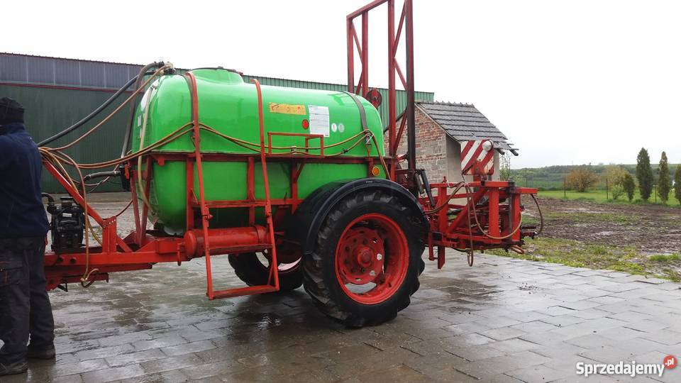 Opryskiwacz Krukowiak 2500 l śląskie Brzeźnica