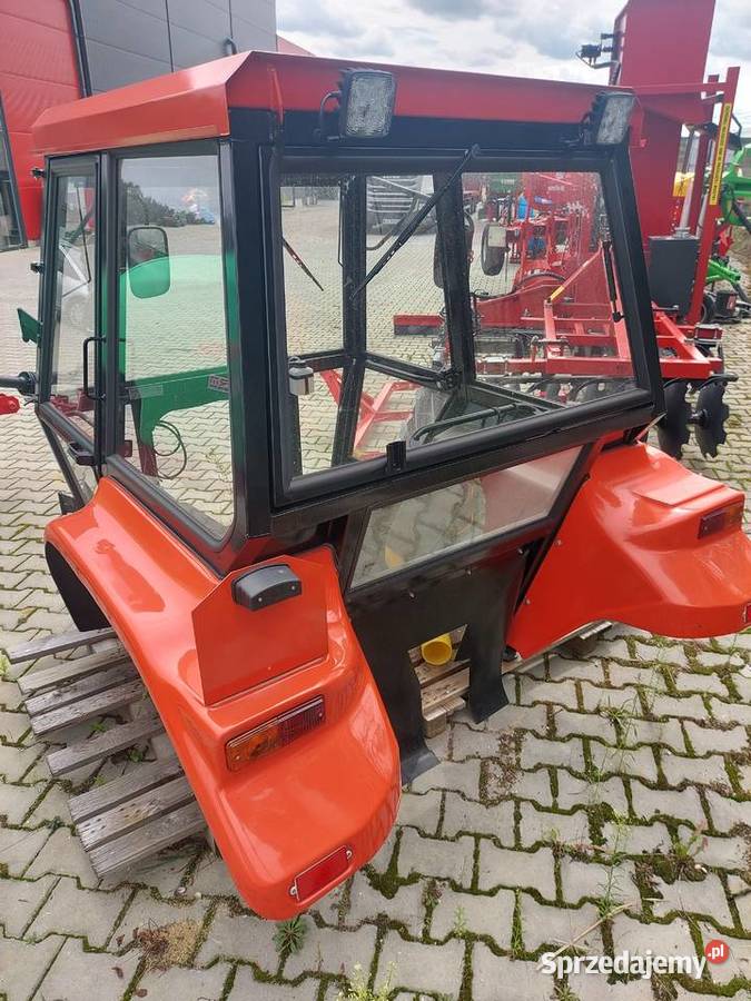 Kabina z błotnikami do c360 Wierzbica