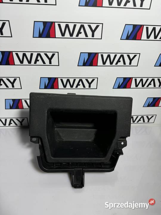 BMW X3 F25 SCHOWEK WNĘKA PRAWA TYLNA BAGAŻNIKA