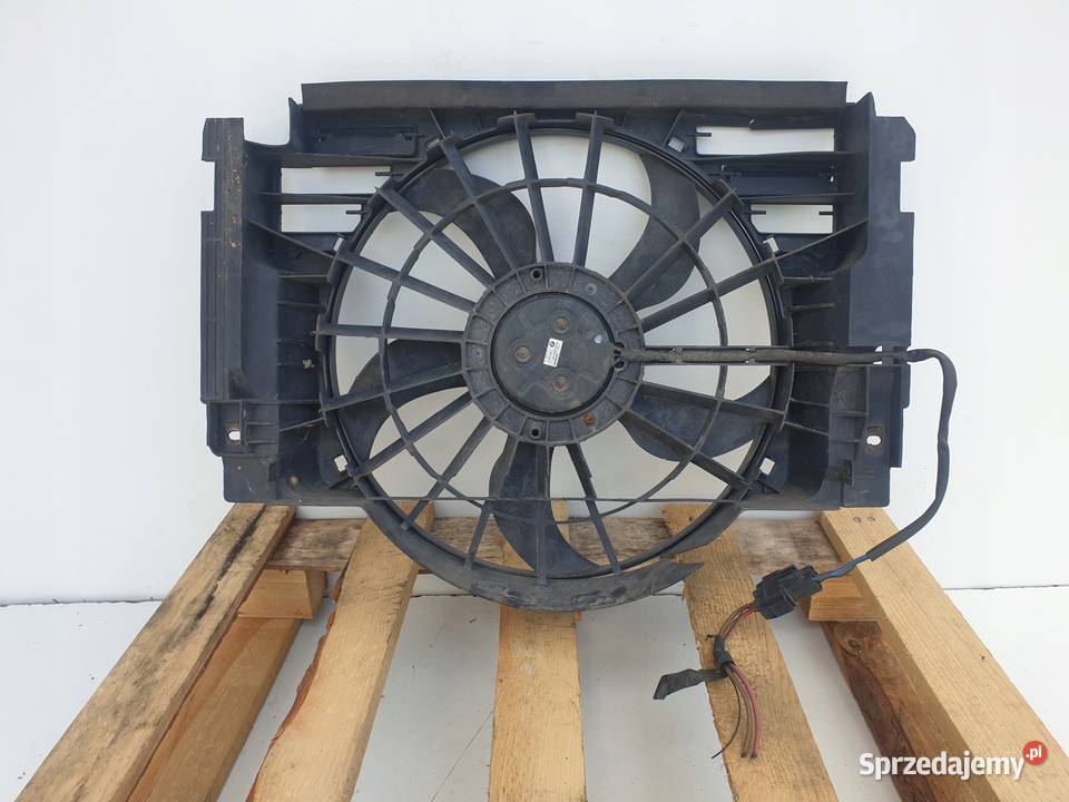 BMW X5 E53 44 V8 WENTYLATOR WIATRAK Z OBUDOWĄ Rudka