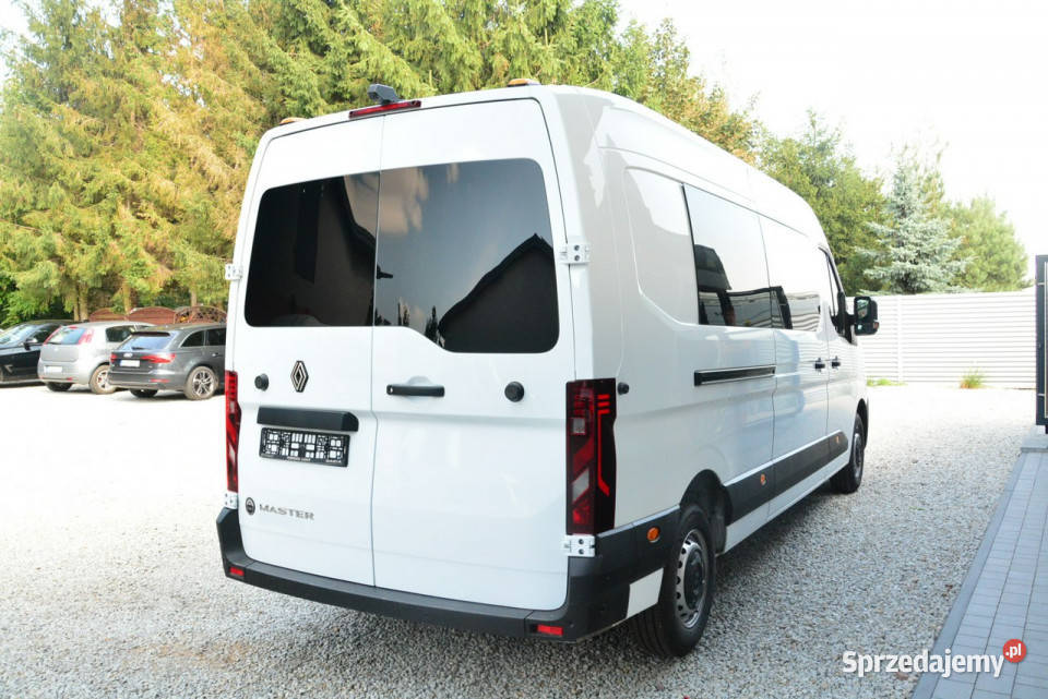 Renault Master 9 osobowy 2025r nowy 2lata