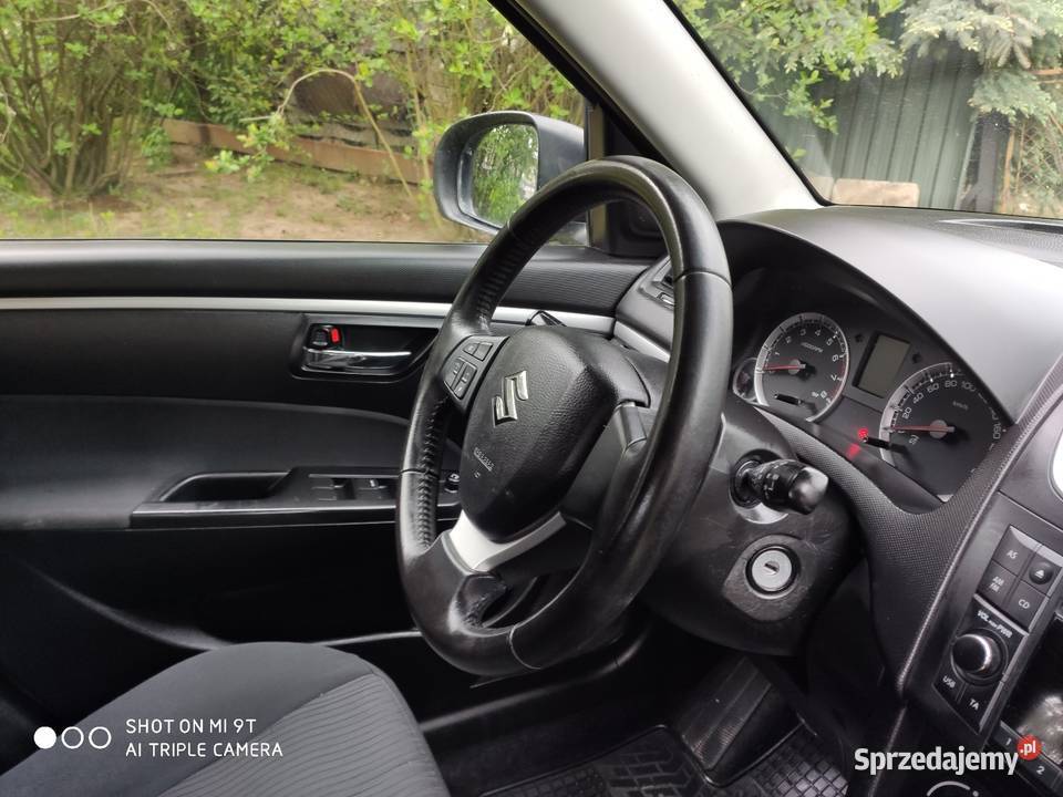 Suzuki Swift 4x4 13 benzyna 2012r 90KM