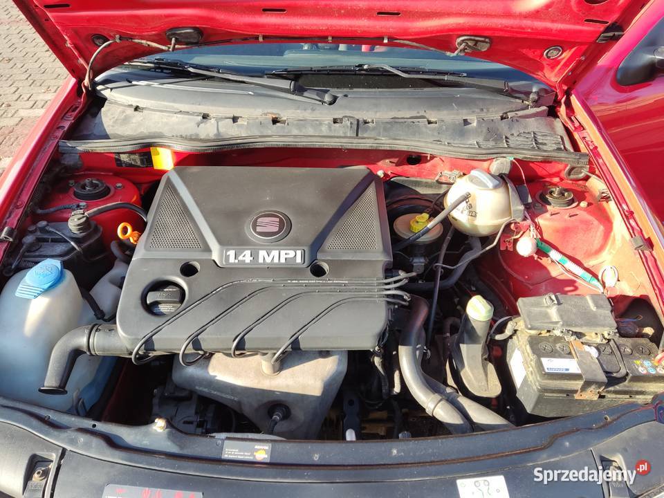 Seat Cordoba 14 MPI W super stanie 4 nowe opony sprzedam