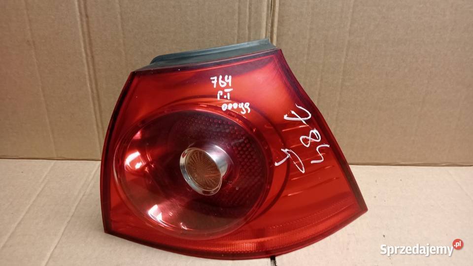 VW GOLF V HB LAMPA TYŁ PRAWA Zbierkowo