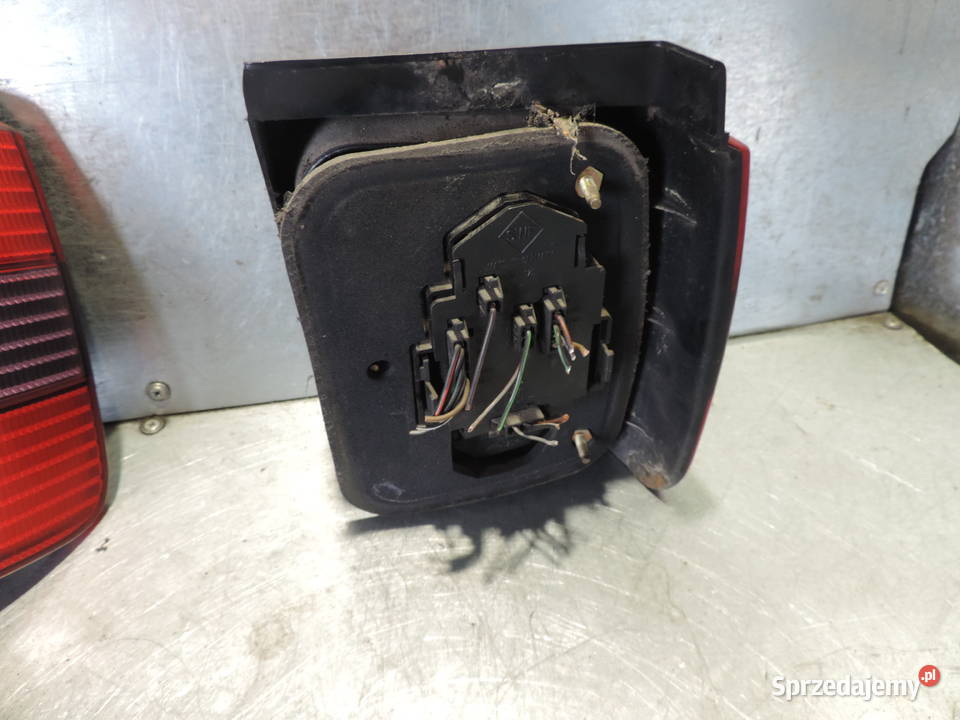 LAMPA LEWY TYŁ VW PASSAT B4 KOMBI Nowy Sącz sprzedam