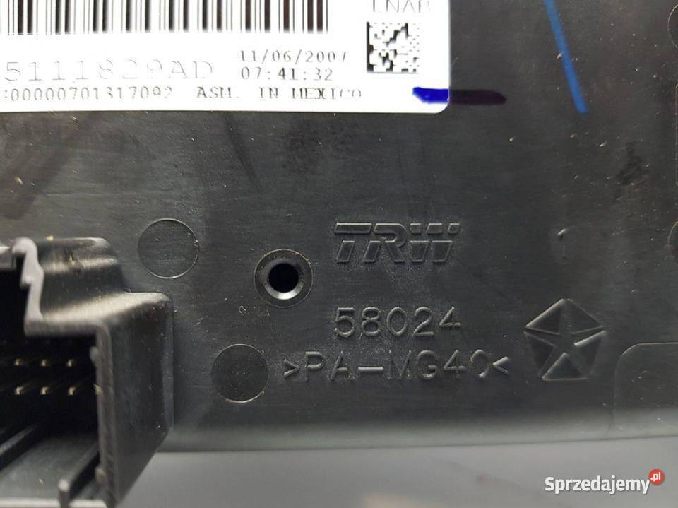 PANEL KLIMATYZACJI P55111829AD JEEP LIBERTY