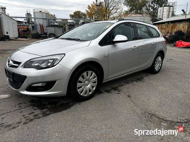 Opel Astra J 2015r 16 Diesel 110 Łękawica