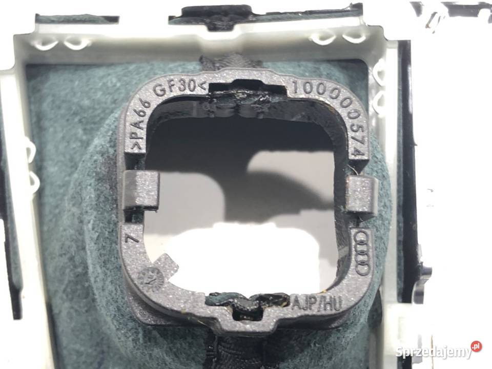 MIESZEK GAŁKA BIEGÓW AUDI A4 B9 20 OSŁONA