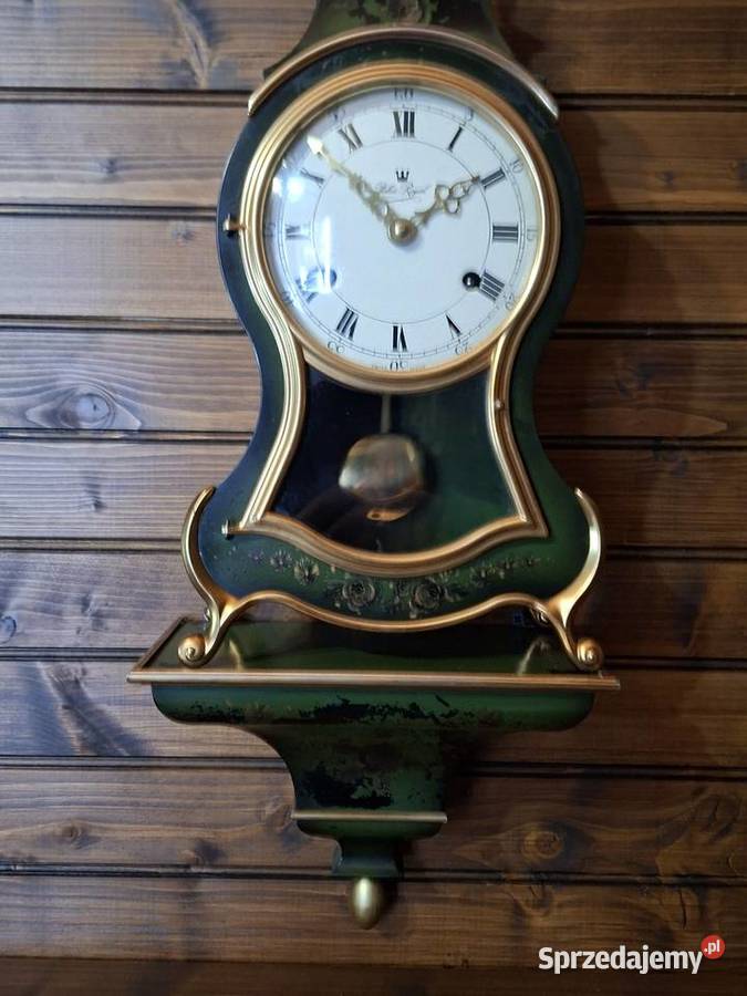 Zegar na ozdobnej półce Rzeszów