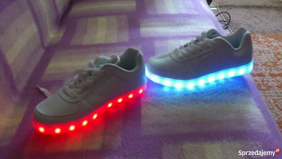 sprzedam fajne buty swiecace LED ładowane na USB Kudowa-Zdrój sprzedam