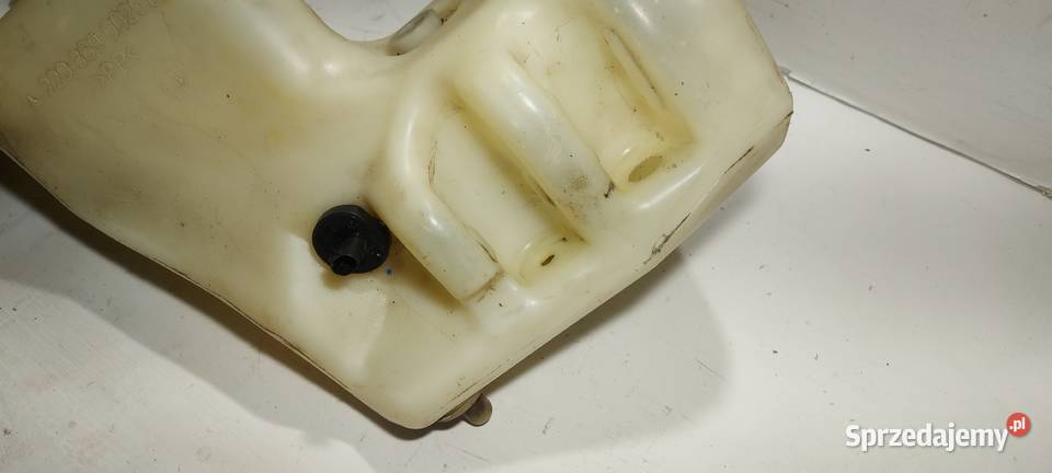 Zbiorniczek spryskiwaczy mercedes w220 sprzedam