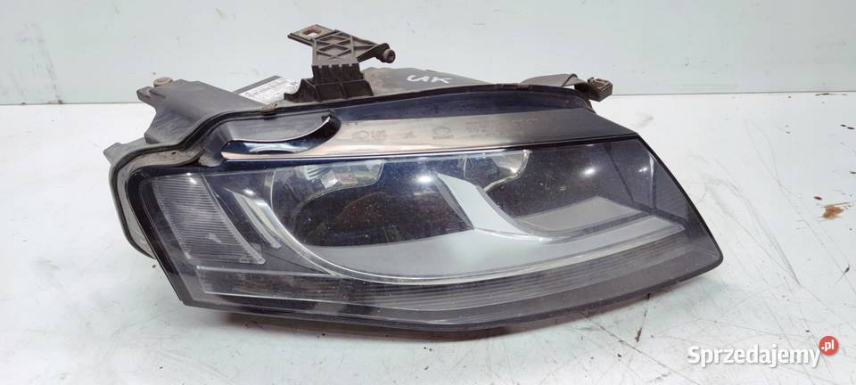 REFLEKTOR LAMPA PRAWY PRZÓD AUDI A4 B8 osobowe Przystajń