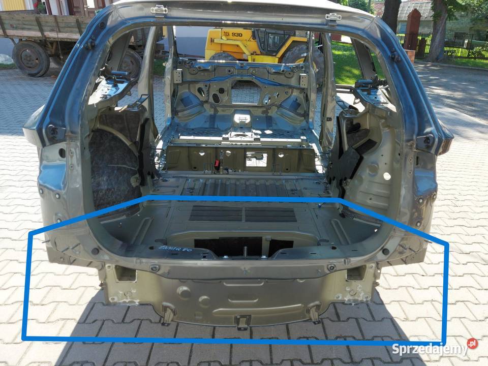 SKODA ENYAQ 5LA Podłoga wanna bagażnika pas tył