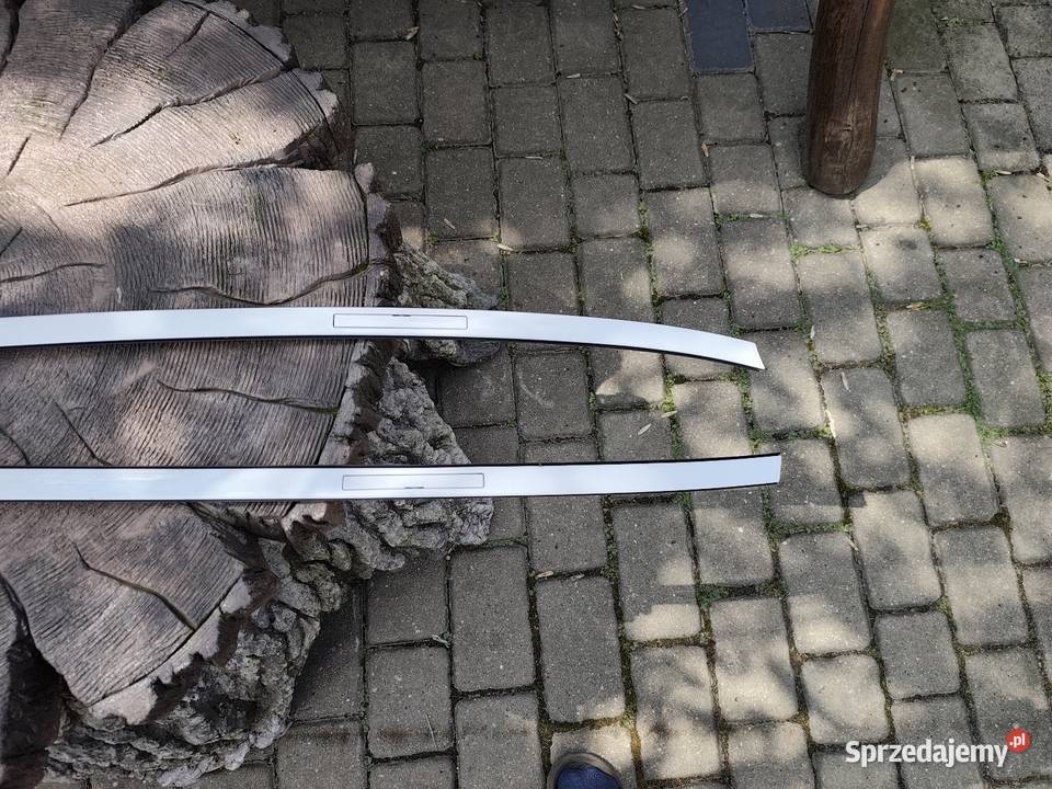 Listwy dachowe listwa BMW f20 kolor biały