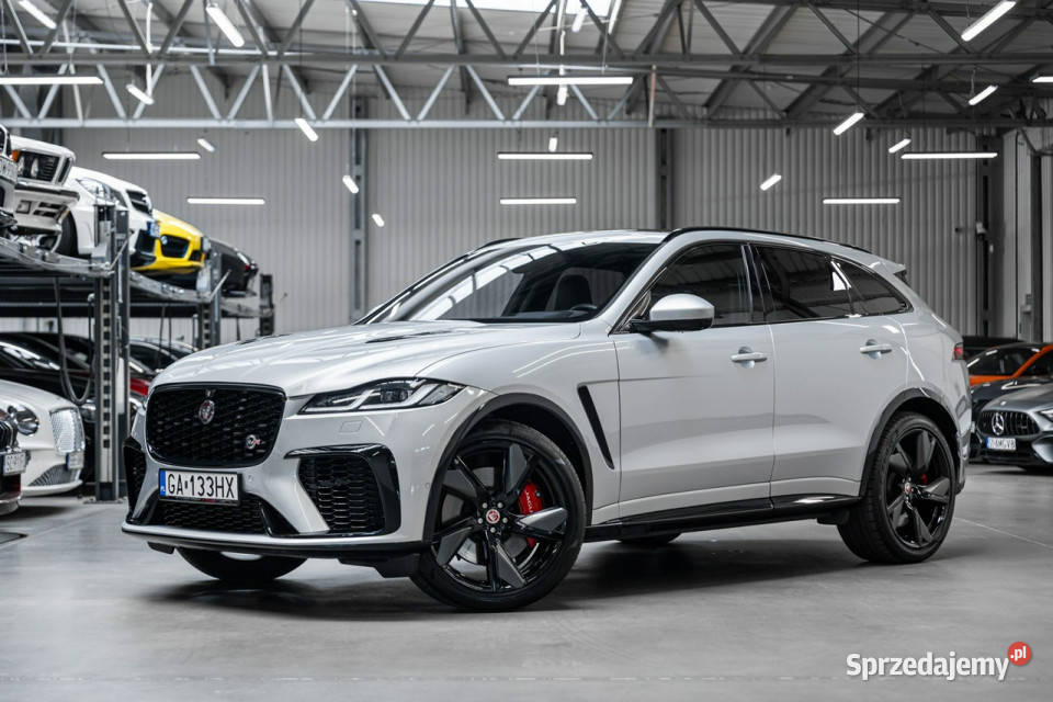 Jaguar FPACE SVR 50 V8 Supercharged 550 napęd 4x4 Węgrzce